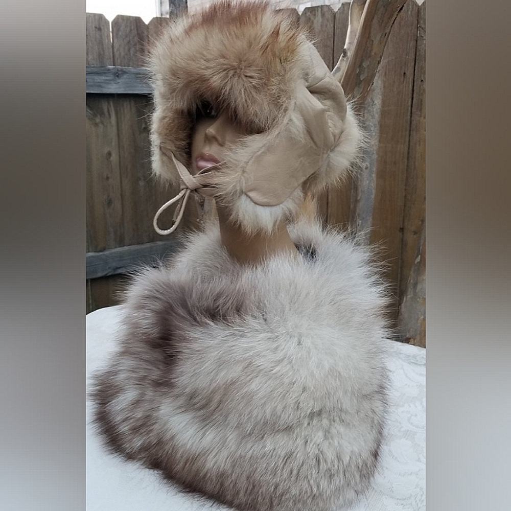 Real  Luxurious Fox Fur Trapper Hat and Collar